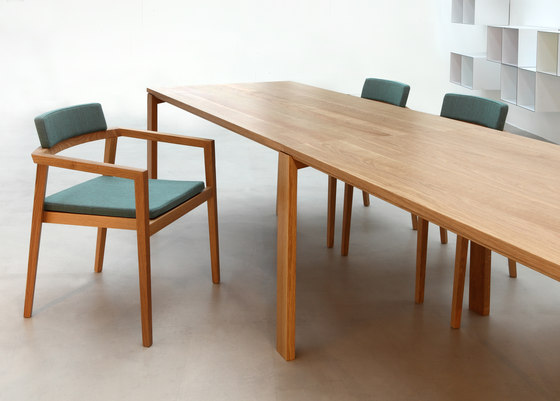 Session meeting table | Dining tables | Magnus Olesen