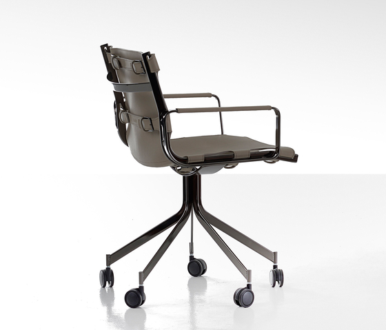Blixen Office Chair | Sedie | Fendi Casa