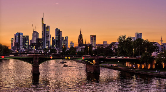 Frankfurt | River Main in Frankfurt at night | Fogli di plastica | wallunica