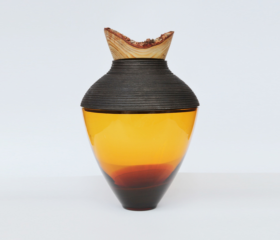 Stacking Vessels | SV Amber | Vasen | Utopia and Utility