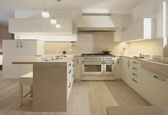 Linear bursted | Fitted kitchens | Zaninelli