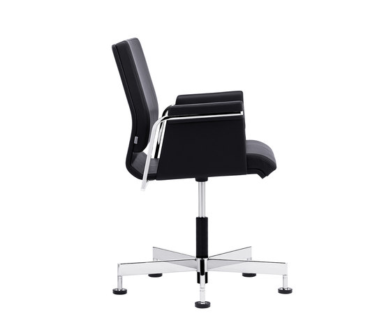 Axos 150A | Chairs | Interstuhl