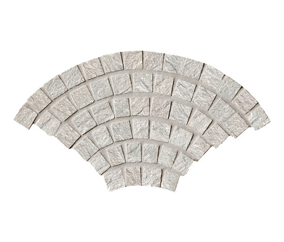 In&Out - Percorsi Quartz Coda di Pavone White | Ceramic mosaics | Ceramiche Keope