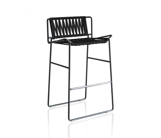 Out_Line Hand-woven barstool | Bar stools | Expormim