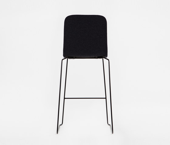 Than Chair Barstool | Sgabelli bancone | Lensvelt