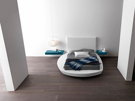 Zero_Size S-M-L Bed | Beds | Presotto