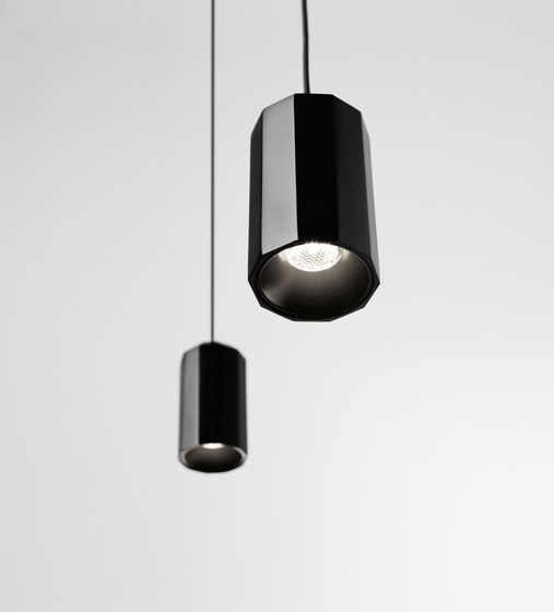 Wireflow Lineal 0330 Hanging lamp | Suspended lights | Vibia