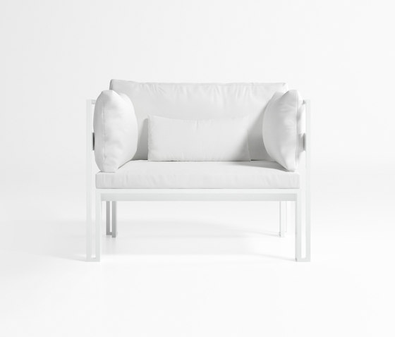 Jian Lounge Chair | Armchairs | GANDIABLASCO