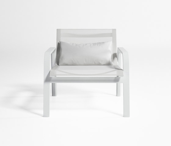 Stack Lounge Chair | Armchairs | GANDIABLASCO