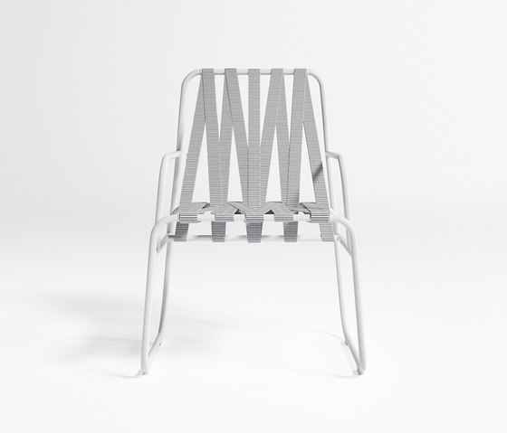 DozeQuinze Chair | Chairs | GANDIABLASCO