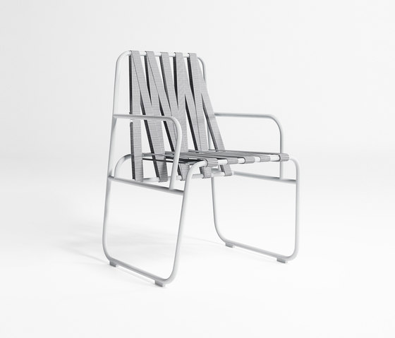 DozeQuinze Chair | Chairs | GANDIABLASCO