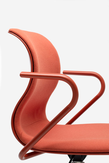 Pro New Armchair | Chaises | Flötotto