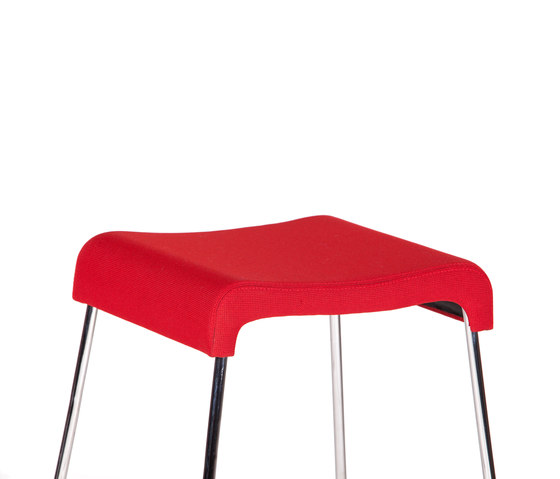 Sgab | Bar stools | True Design