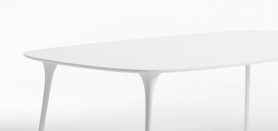 Melt table | Esstische | Fredericia Furniture