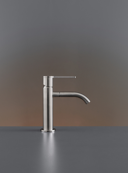 Innovo INV01 | Wash basin taps | CEADESIGN