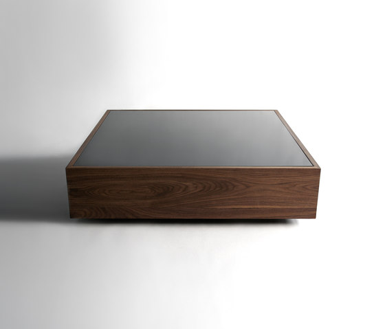 Narcissist Table | Coffee tables | Phase Design