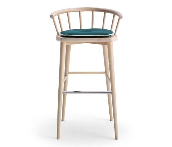 W. barstool in solid beech wood, with footrest | Bar stools | Billiani