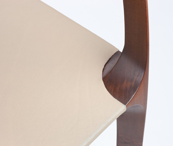 Kanon Chair | Sillas | Christine Kröncke