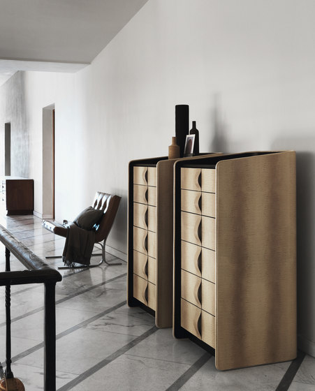 Gentleman chest-of-drawers | Sideboards | Flou