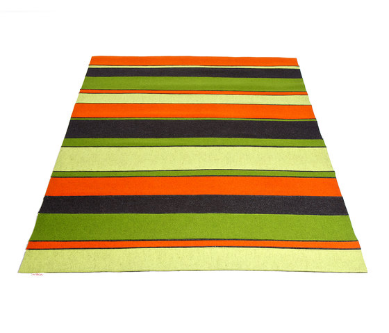 Colorful Throw Blanket | Tapis / Tapis de designers | fräch