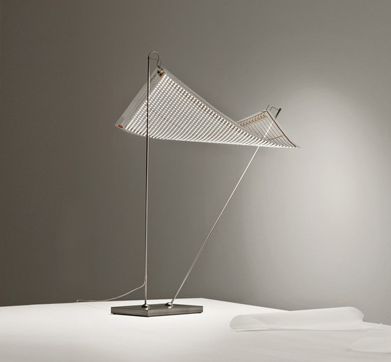 Dew Drops Table | Table lights | Ingo Maurer