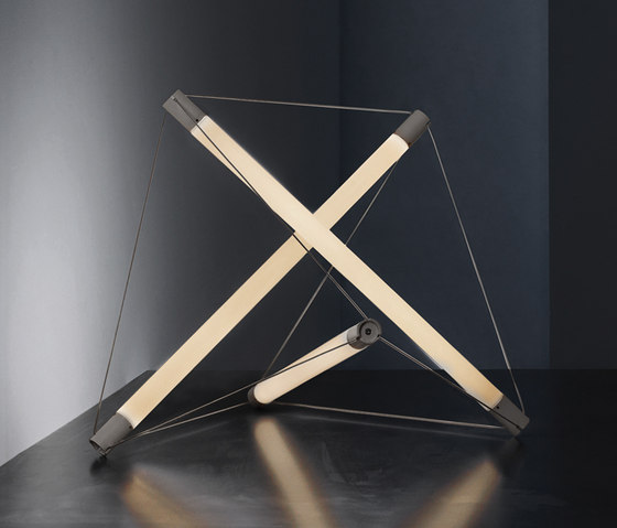 Light Structure Three | Table lights | Ingo Maurer