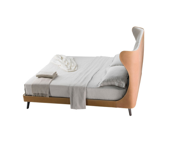 Mamy Blue Bed by Poltrona Frau | Beds