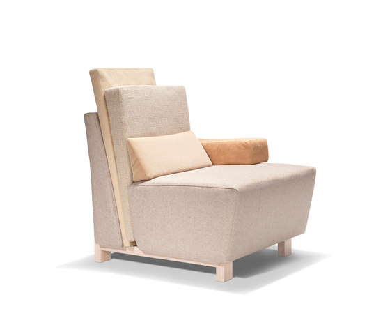 The Wedge armchair | Sessel | Indera
