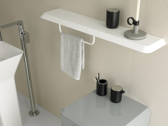 Fluent Metal Towel hanger | Towel rails | Inbani