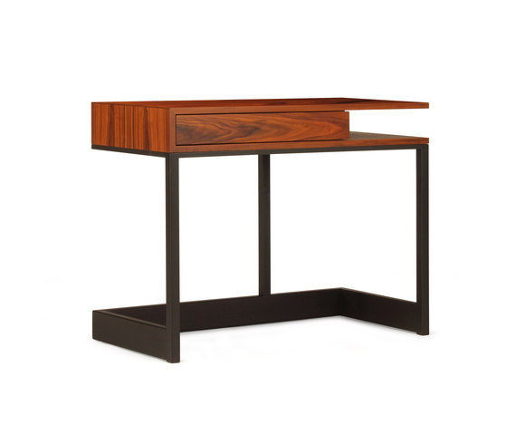 wishbone nightstand | side table | Tables d'appoint | Skram