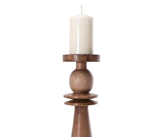 Inga candle stand | Candelabros | NORR11