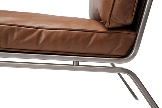 Man Lounge Chair: Vintage Leather Cognac 21000 | Fauteuils | NORR11