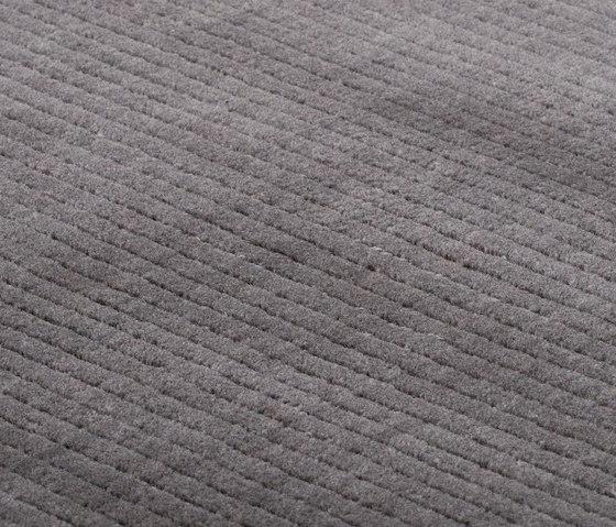 Suite STHLM Wool dark grey | Formatteppiche | kymo