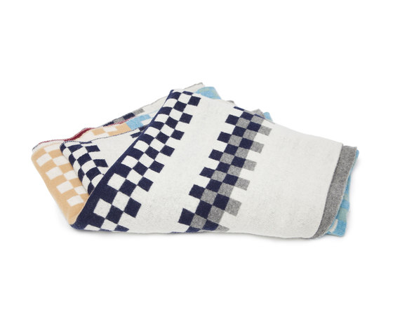 Domino throw | Plaids | NORR11