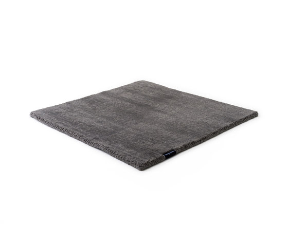 Mark 2 Wool dark grey | Formatteppiche | kymo