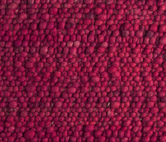 Pebbles 319 | Formatteppiche | Perletta Carpets