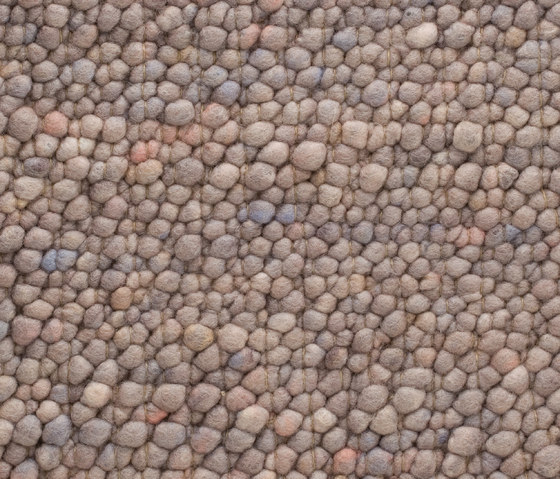 Pebbles 371 | Formatteppiche | Perletta Carpets