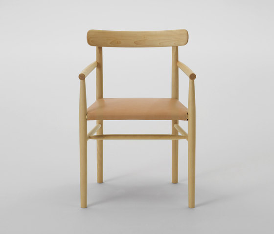 Lightwood Arm Chair | Chaises | MARUNI