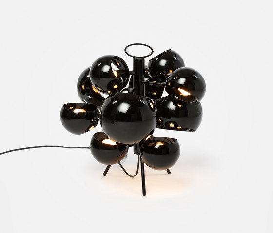 Kopra Table Lamp No 120 | Lámparas de sobremesa | David Weeks Studio