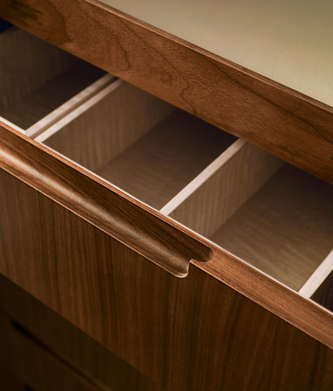Yang Drawer Chest | Sideboards | Giorgetti