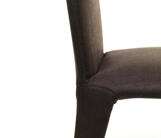 Nova chair | Chaises | Eponimo