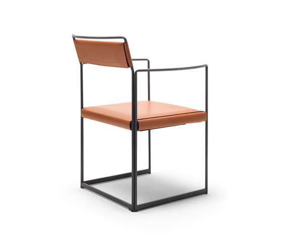 New Outline chair | Fauteuils | Eponimo