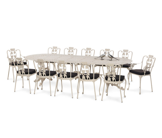 Morrison Oval Table | Tavoli pranzo | Oxley’s Furniture