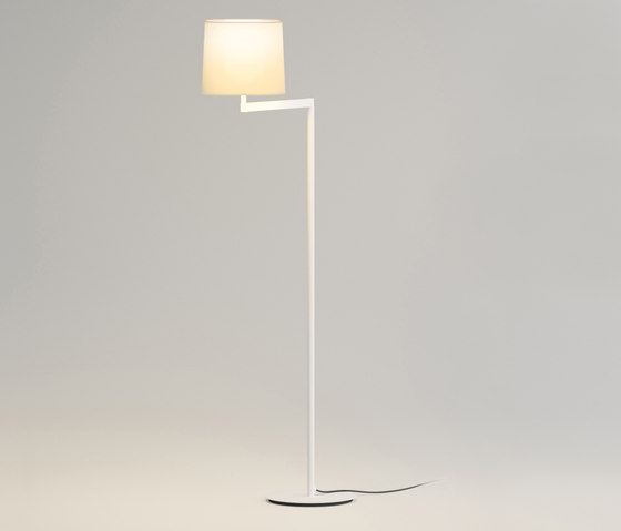 Swing 0503 Floor lamp | Free-standing lights | Vibia