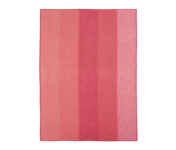 Tint Throw Blanket Pink | Decken | Normann Copenhagen