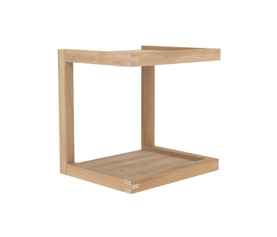 Oak Frame sofa side table | Tavolini alti | Ethnicraft