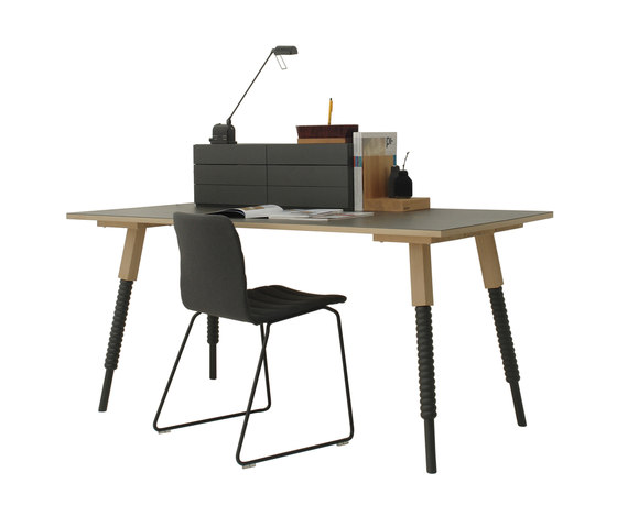 Elfriede table | Desks | Pilat & Pilat