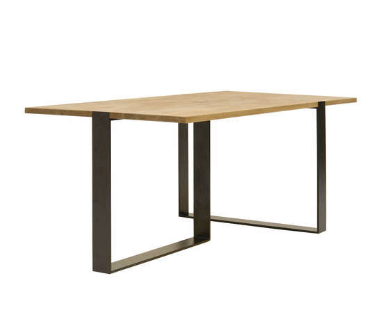 Klaas table | Dining tables | Pilat & Pilat