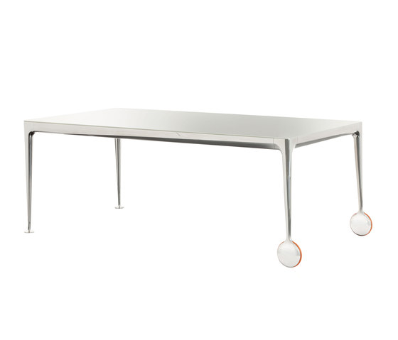 Big Will by Magis | Dining tables