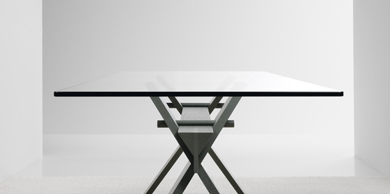 Piana Table | Dining tables | Bross